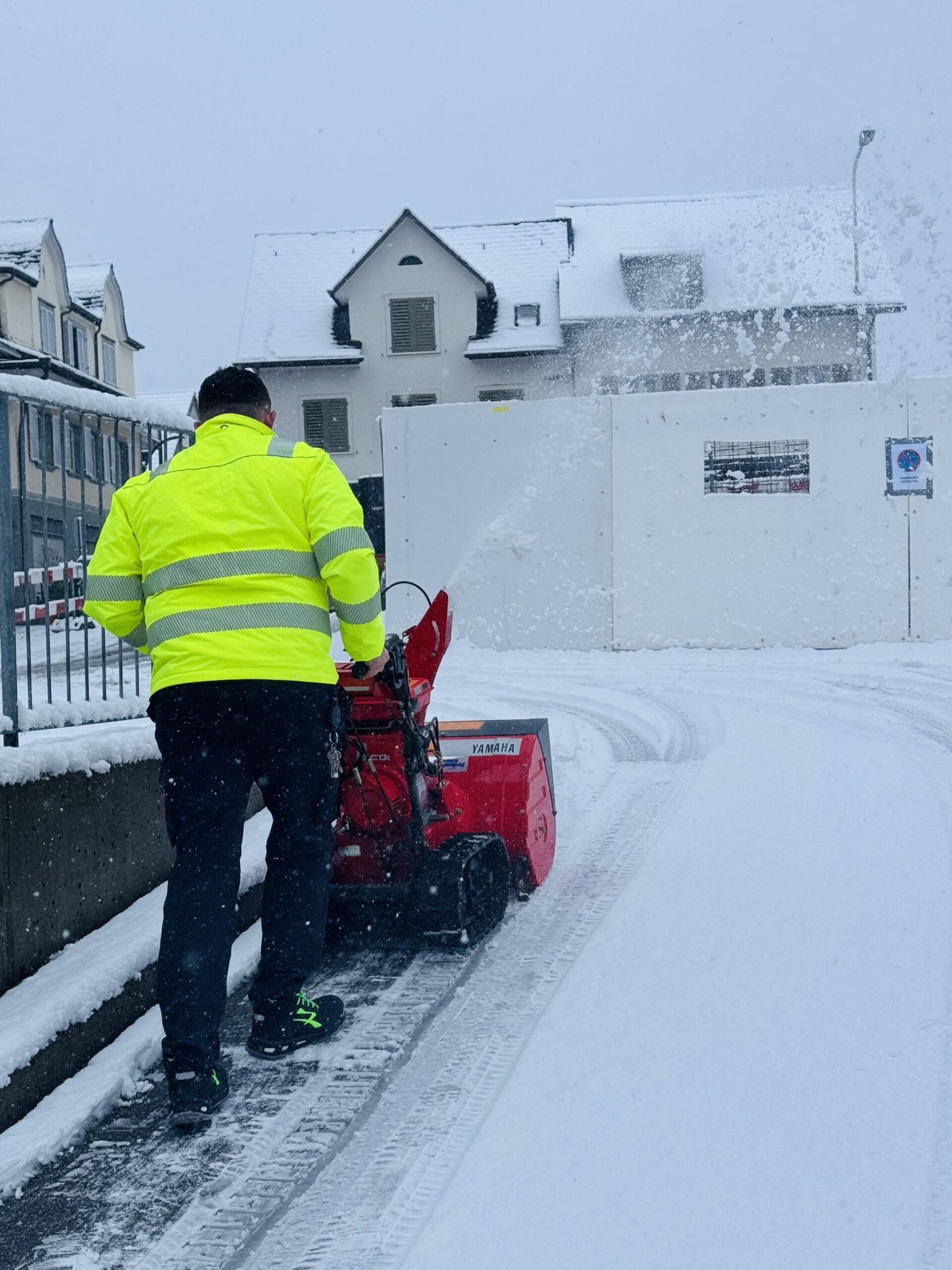 Winterdienst Bewachungen und Überwachungen